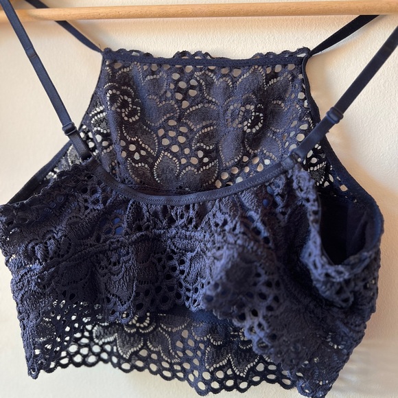 3/$25 Aerie Lace Bandeau Bralette S GUC - Picture 3 of 7